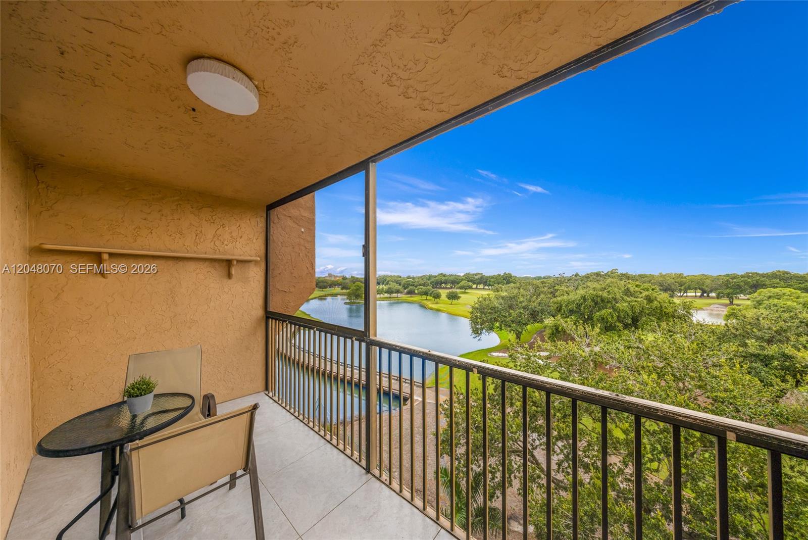 3001 W Rolling Hills Cir # 610