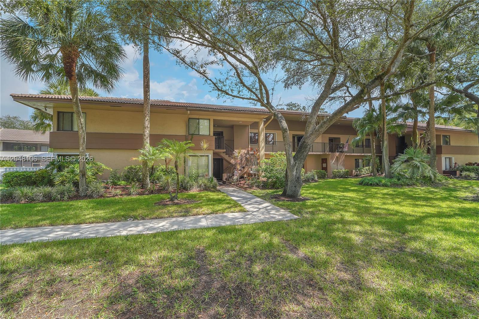 9565 NW 2nd Pl # H Unit: 1-H