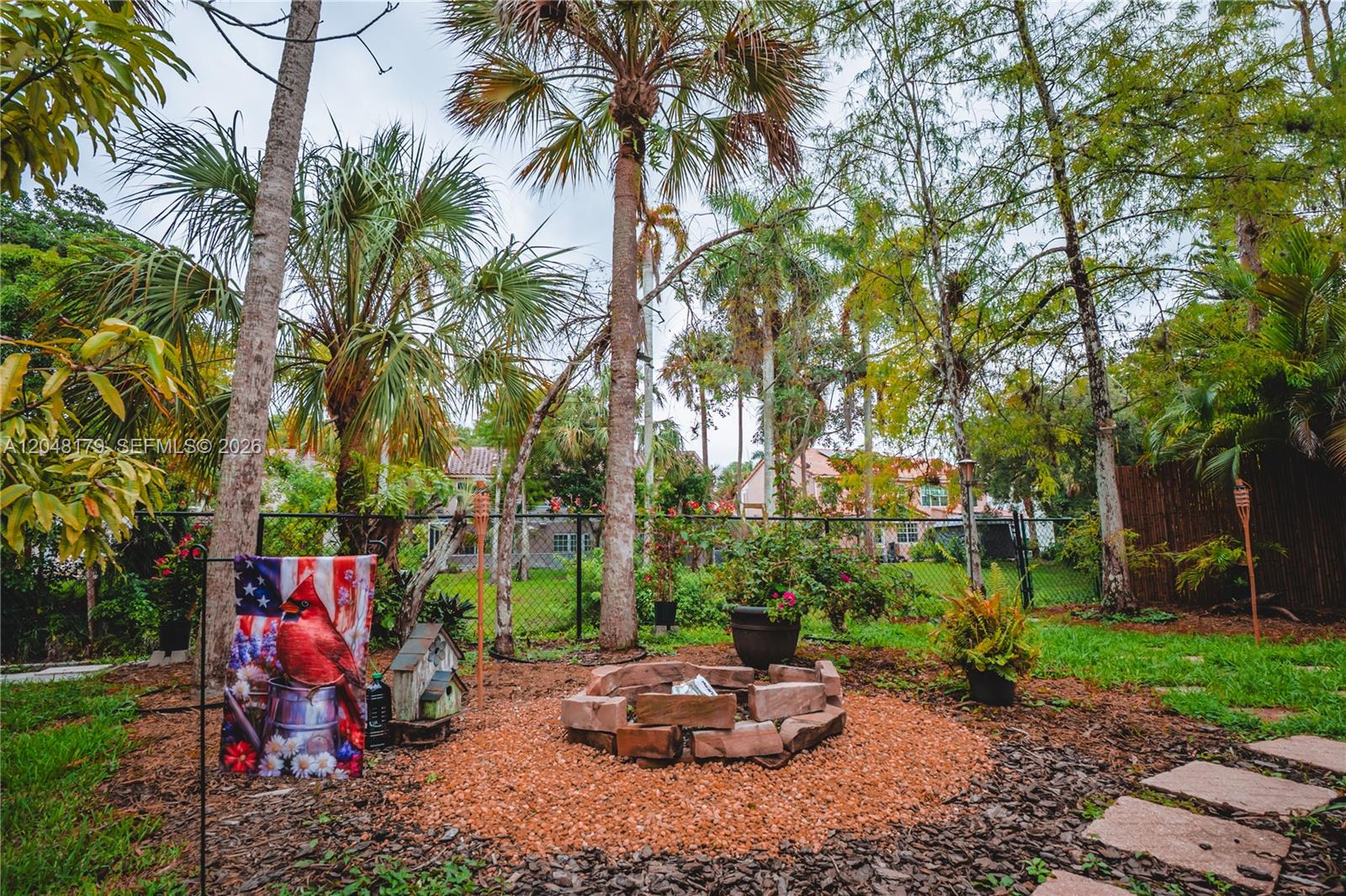 3871 Jasmine Ln