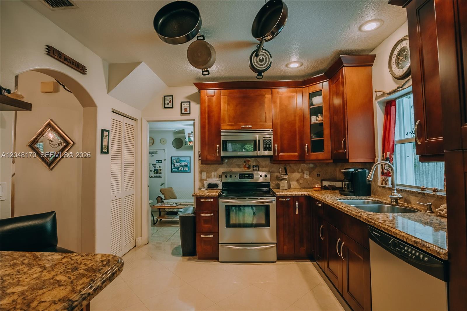 3871 Jasmine Ln