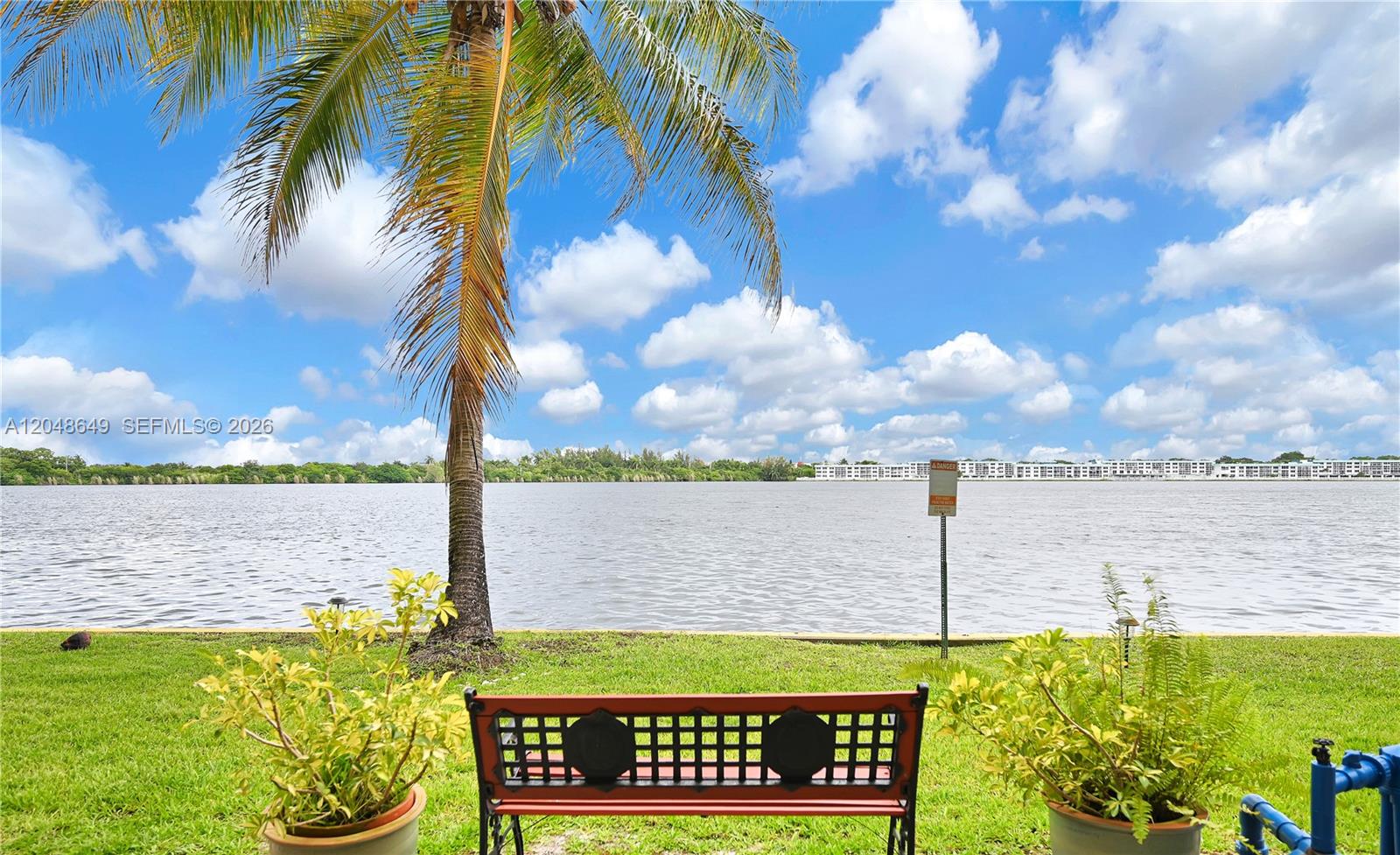 1075 NE Miami Gardens Dr Unit: 306