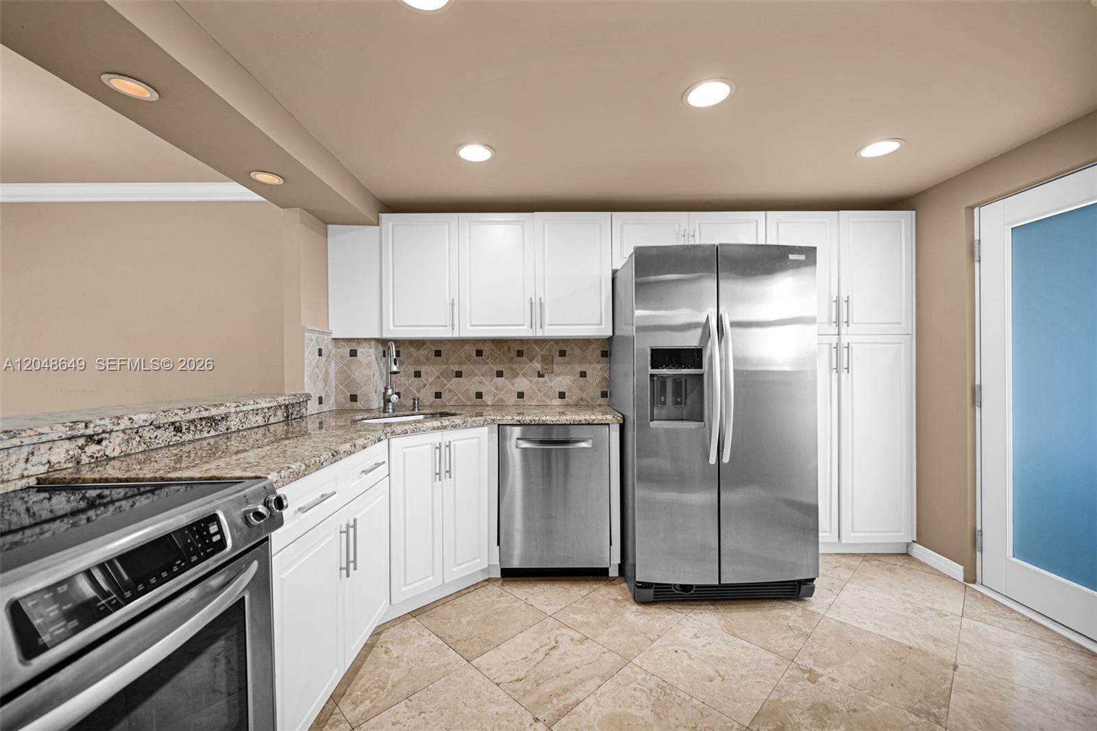 1075 NE Miami Gardens Dr Unit: 306
