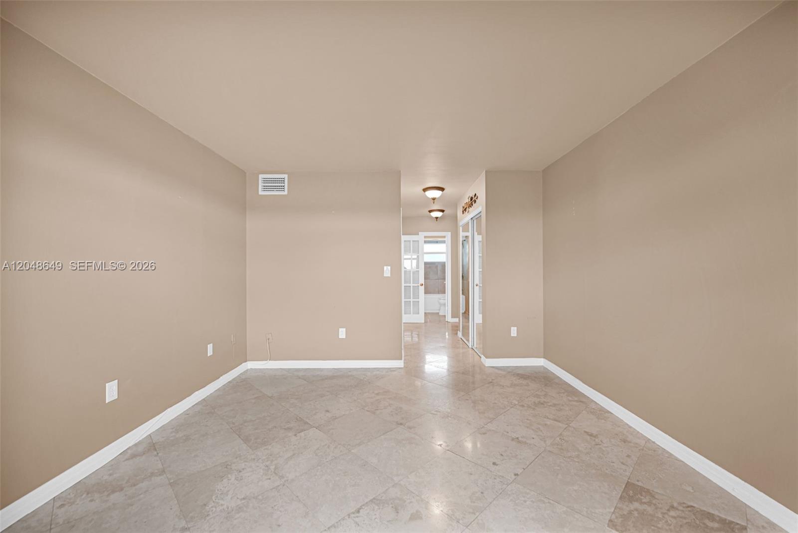 1075 NE Miami Gardens Dr Unit: 306