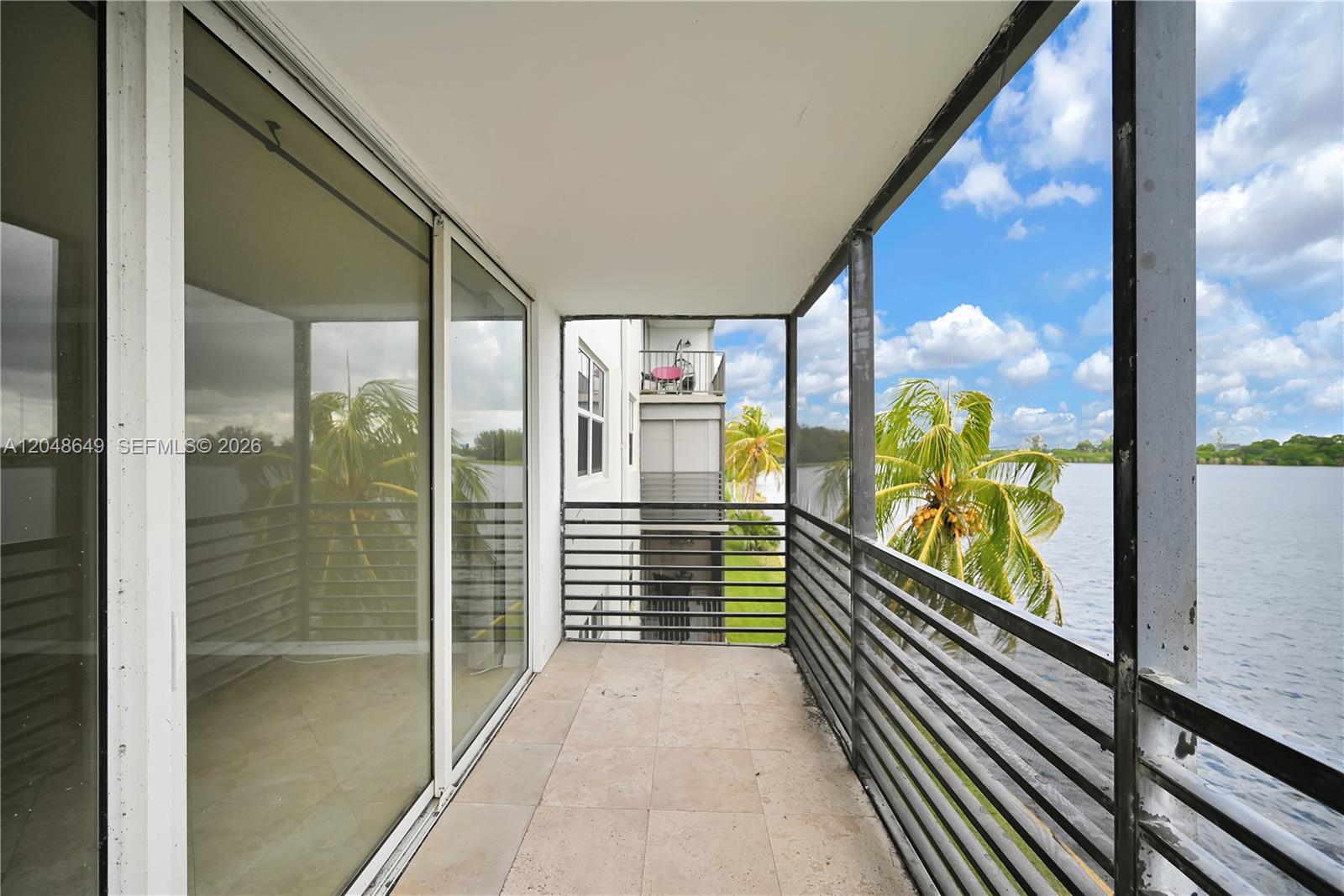 1075 NE Miami Gardens Dr Unit: 306