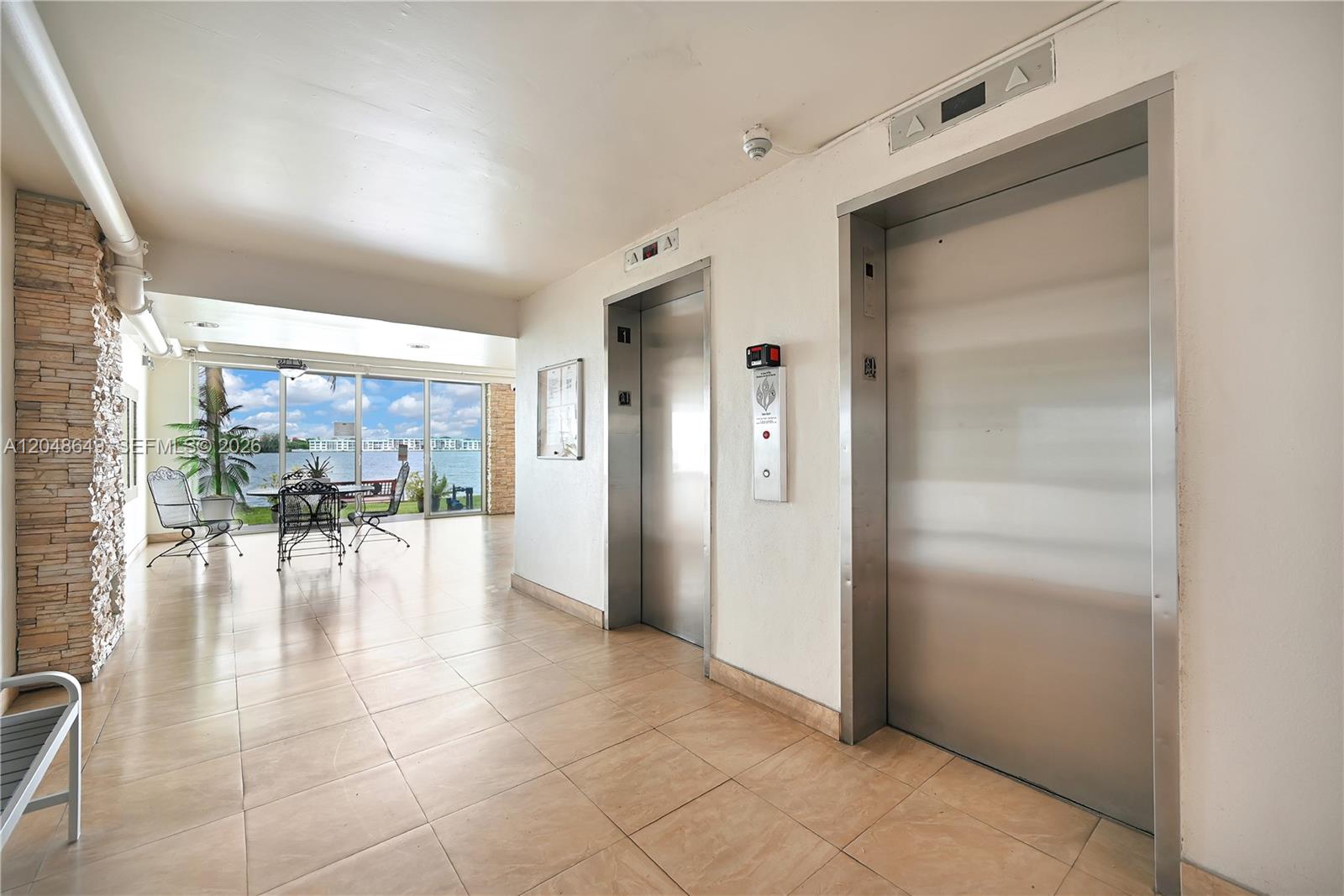 1075 NE Miami Gardens Dr Unit: 306