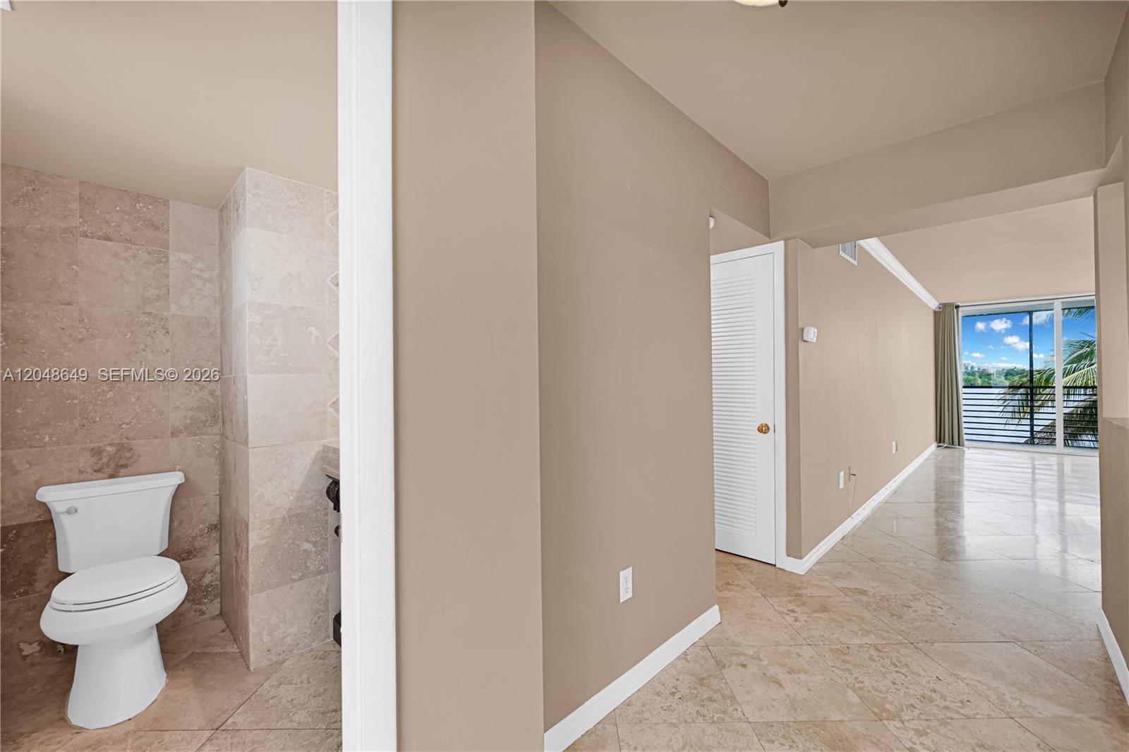 1075 NE Miami Gardens Dr Unit: 306