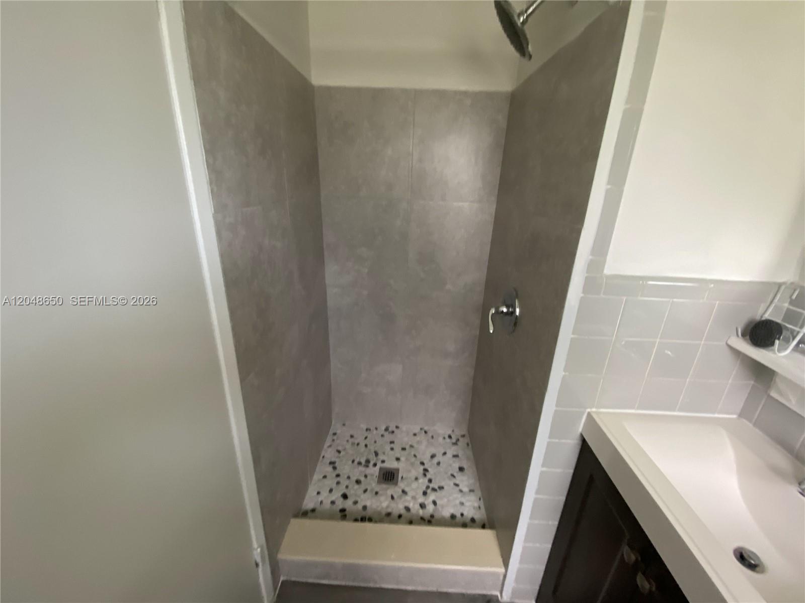 380 SE 12th Ave # 2