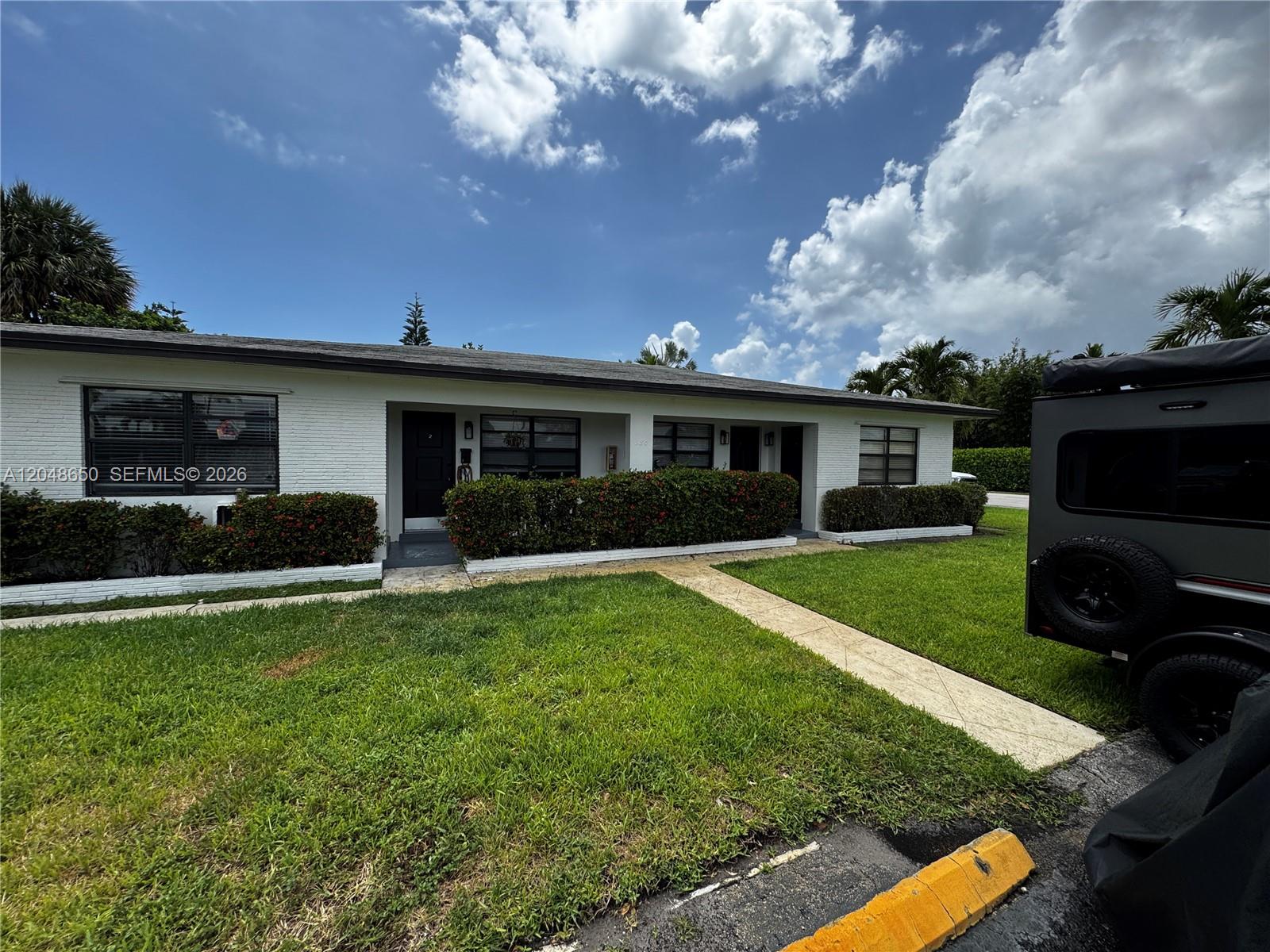 380 SE 12th Ave # 2
