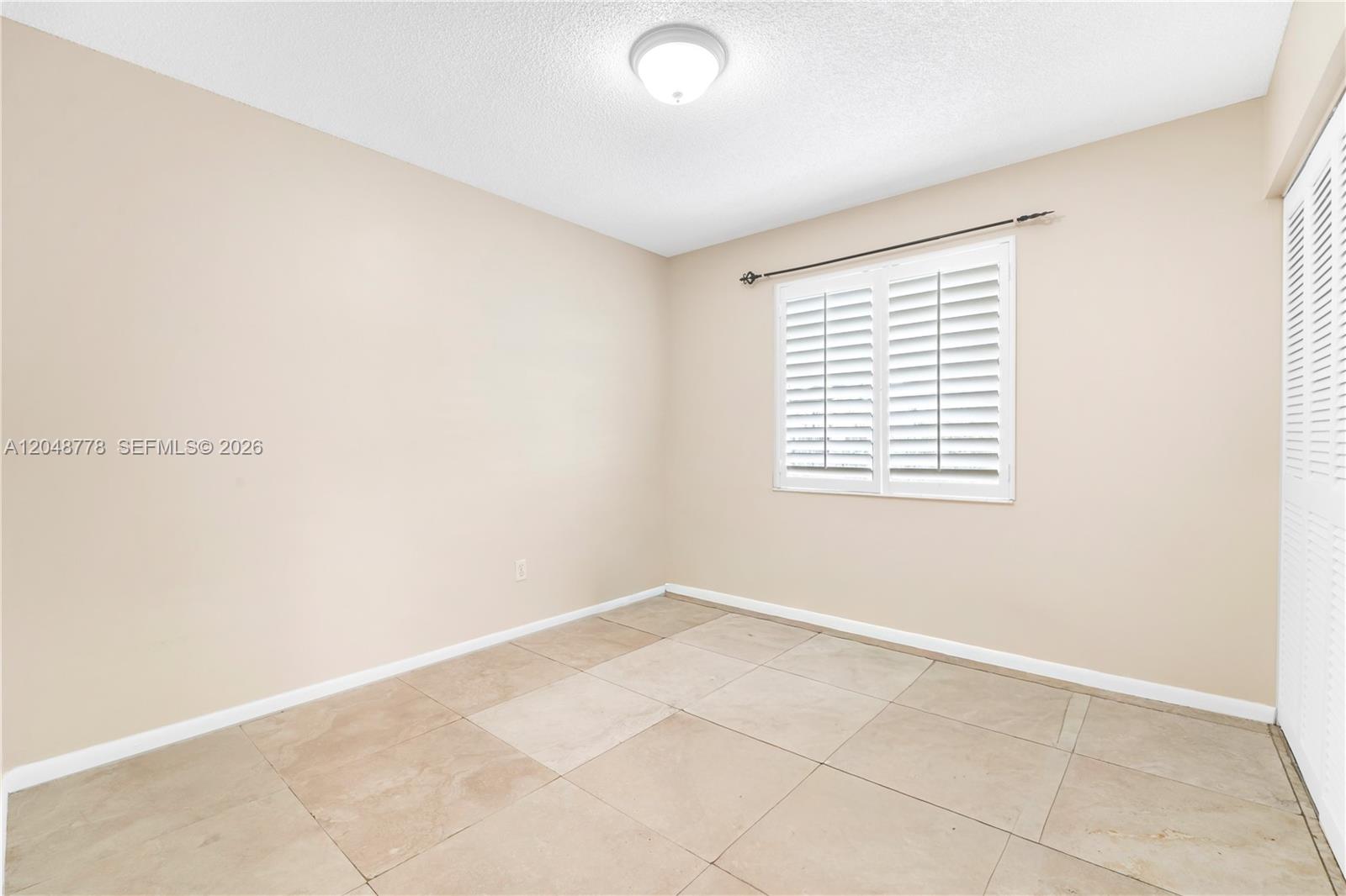 1759 W Mowry Ct