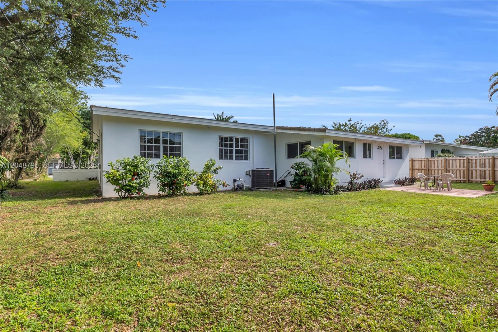 5735 SW 57th Ter