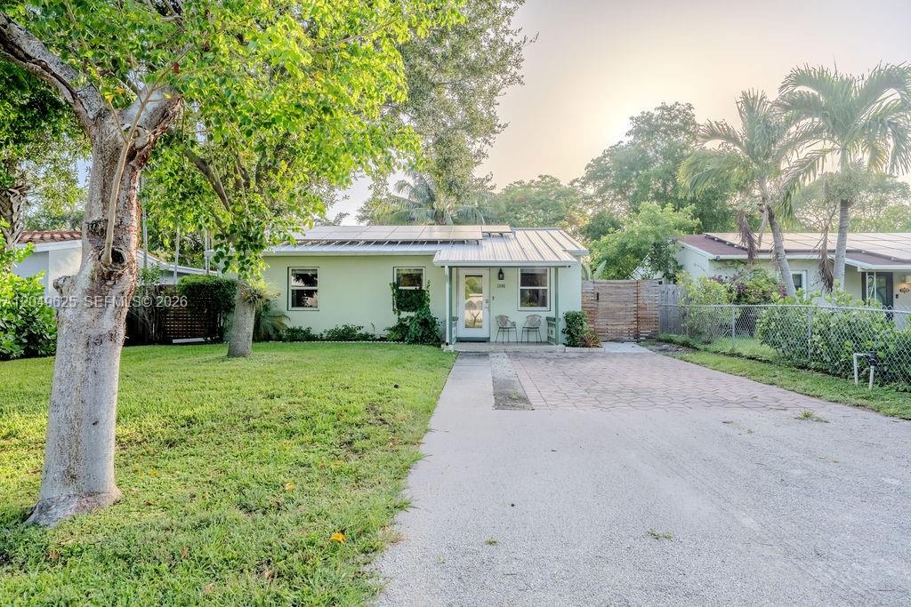1305 NW 5th Ave