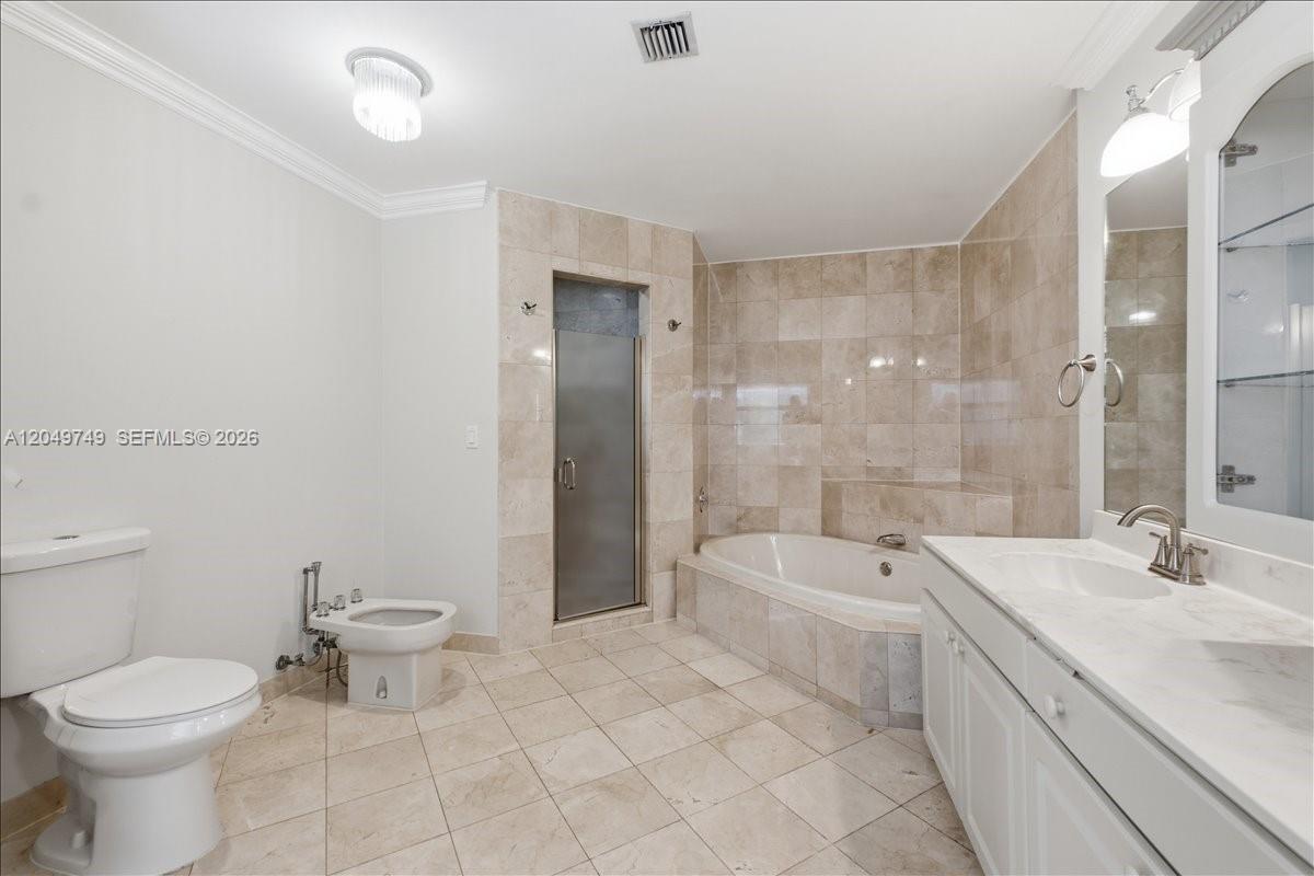 10545 NW 43rd Ter