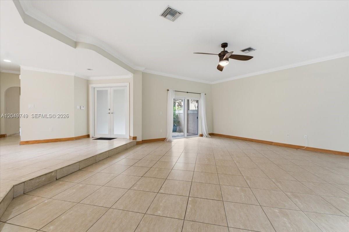 10545 NW 43rd Ter