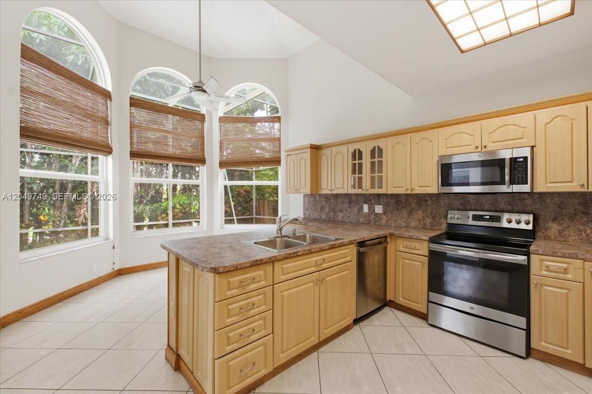 10545 NW 43rd Ter