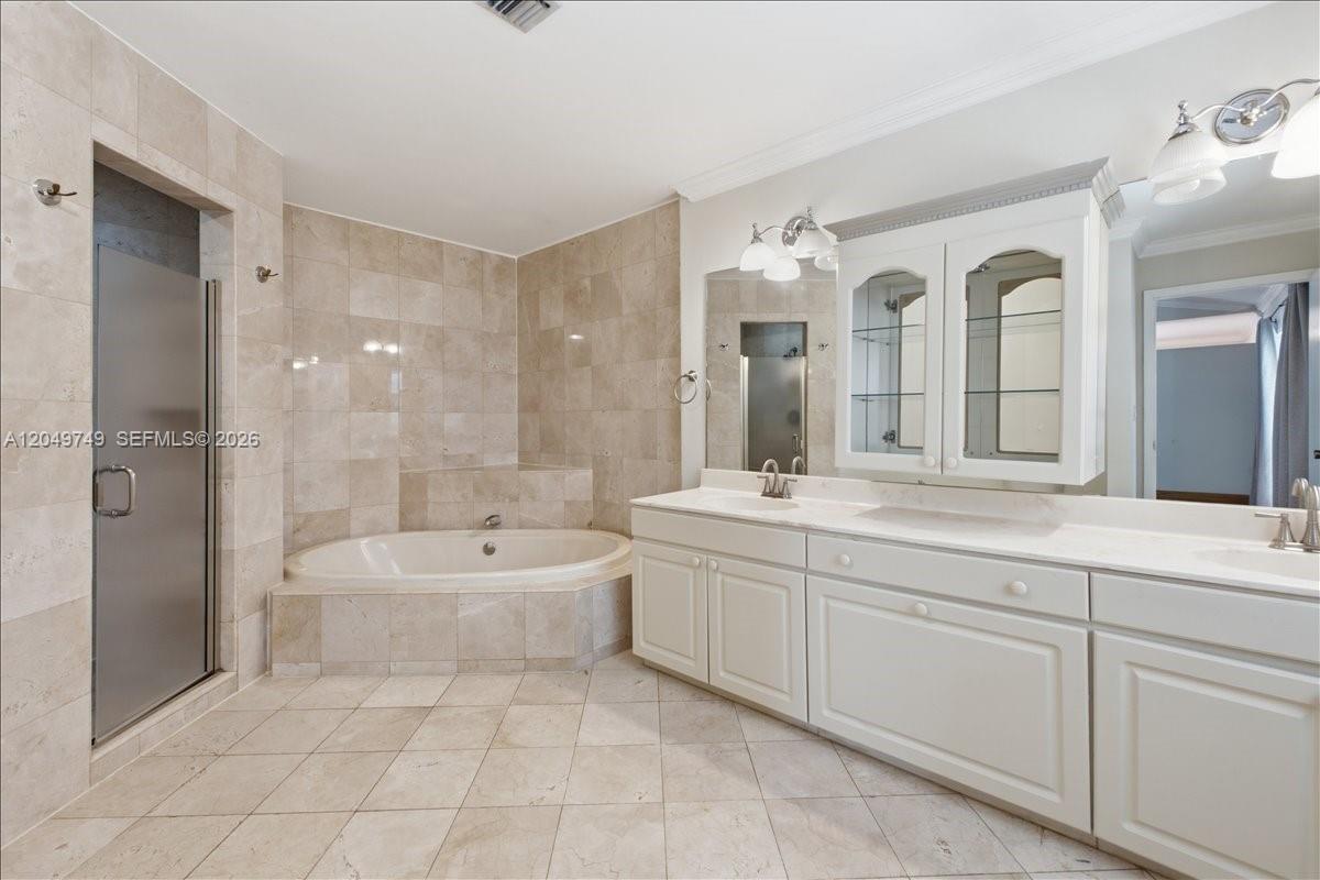 10545 NW 43rd Ter