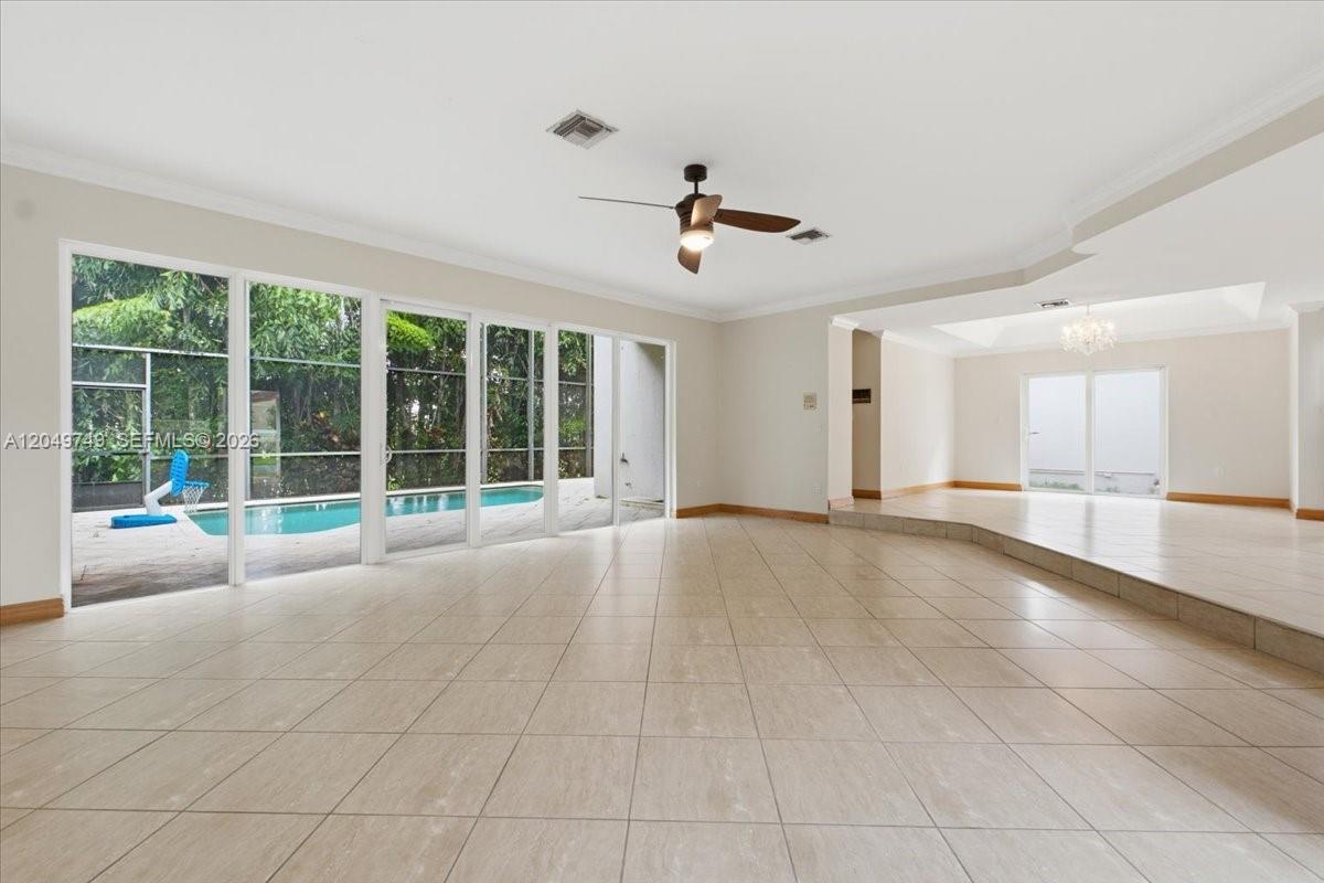 10545 NW 43rd Ter