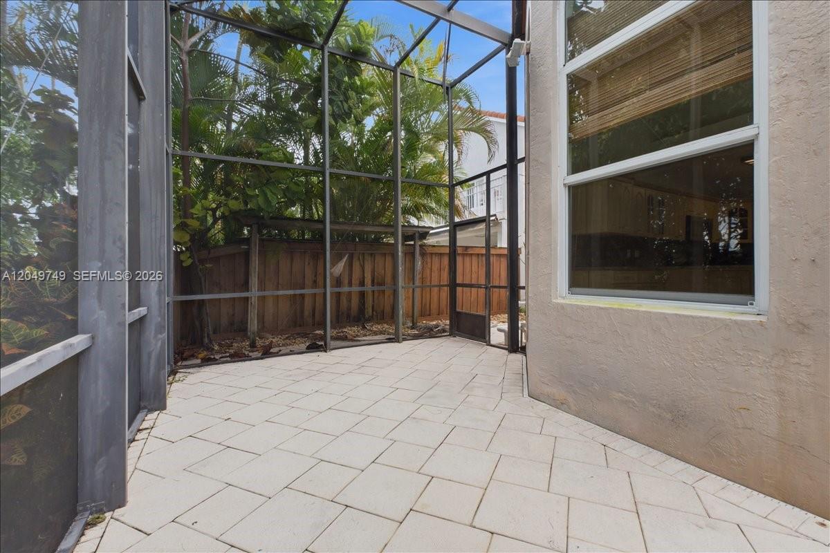 10545 NW 43rd Ter