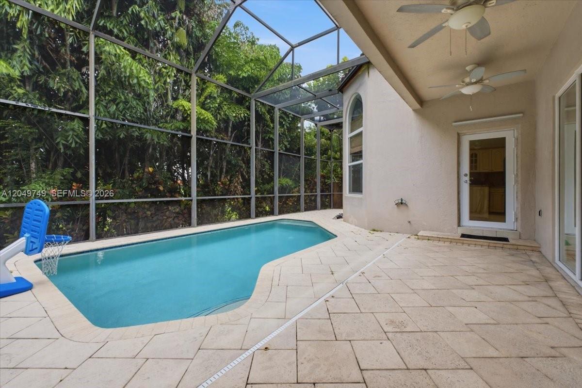 10545 NW 43rd Ter