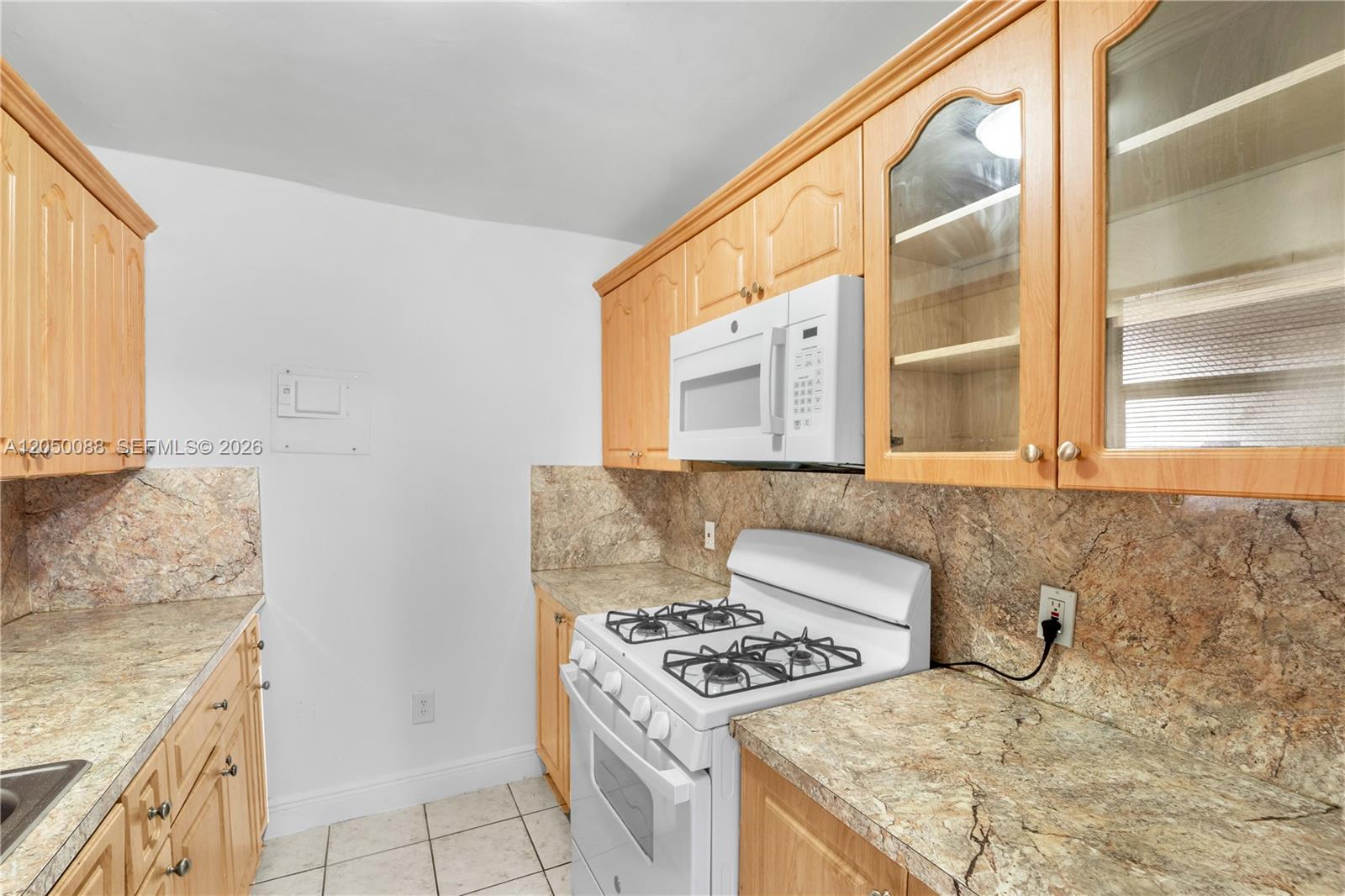 1305 W 53rd St # 420
