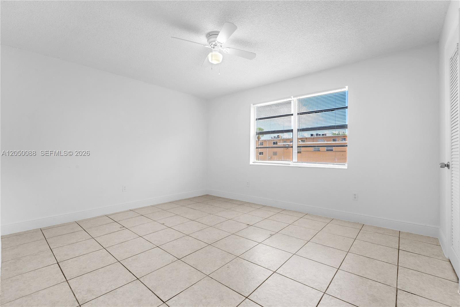 1305 W 53rd St # 420