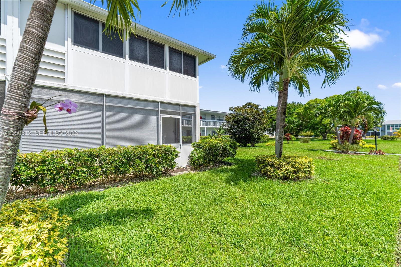 213 N Oakridge N # 213