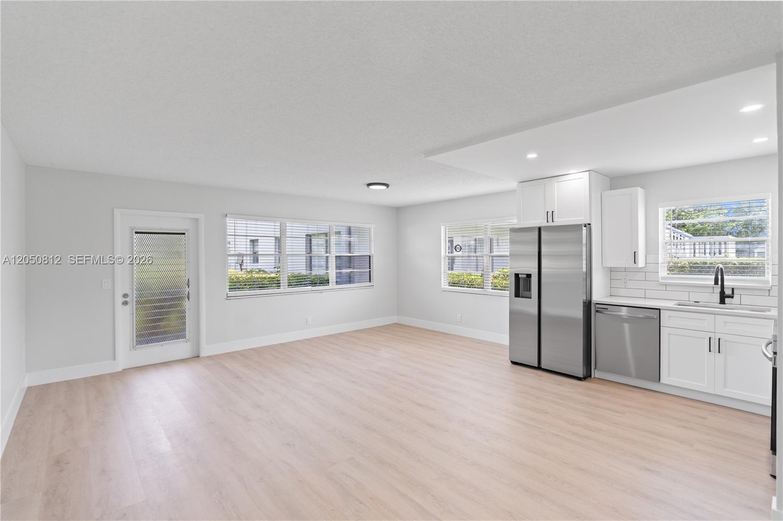 213 N Oakridge N # 213