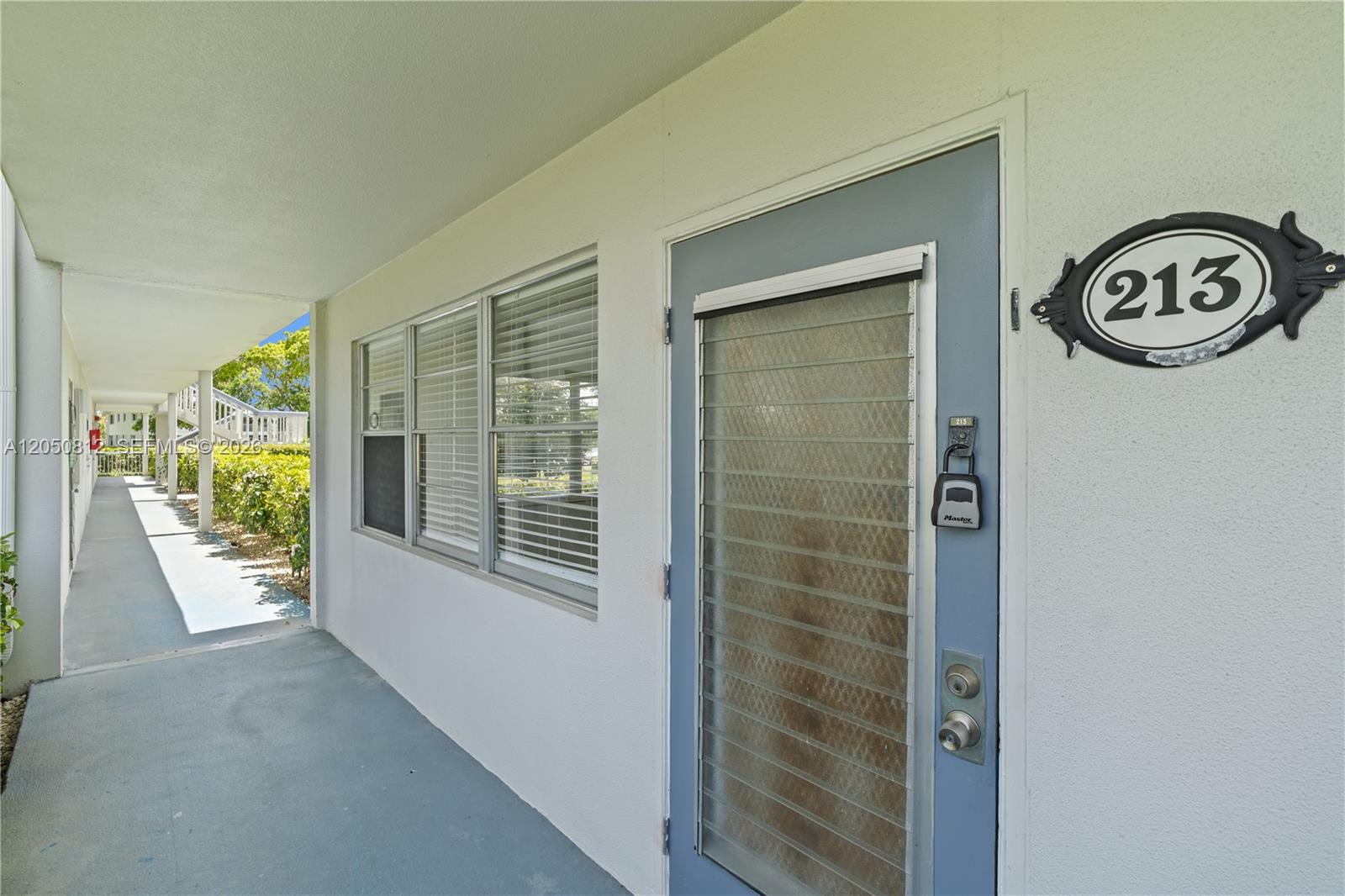213 N Oakridge N # 213