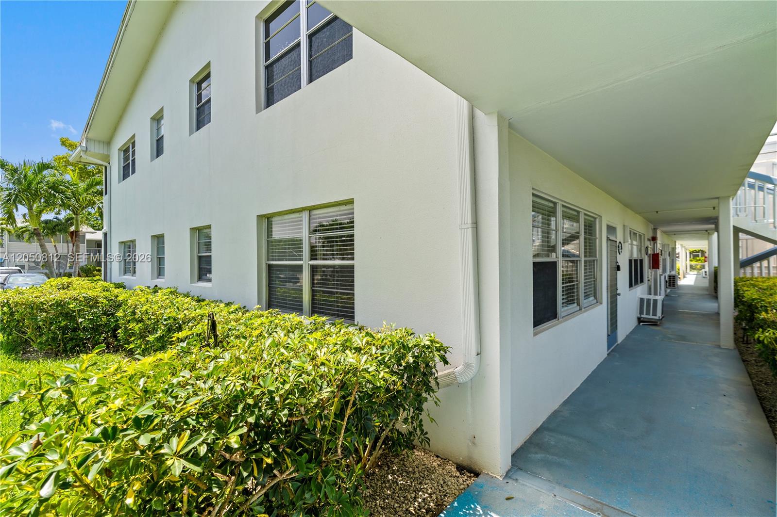 213 N Oakridge N # 213