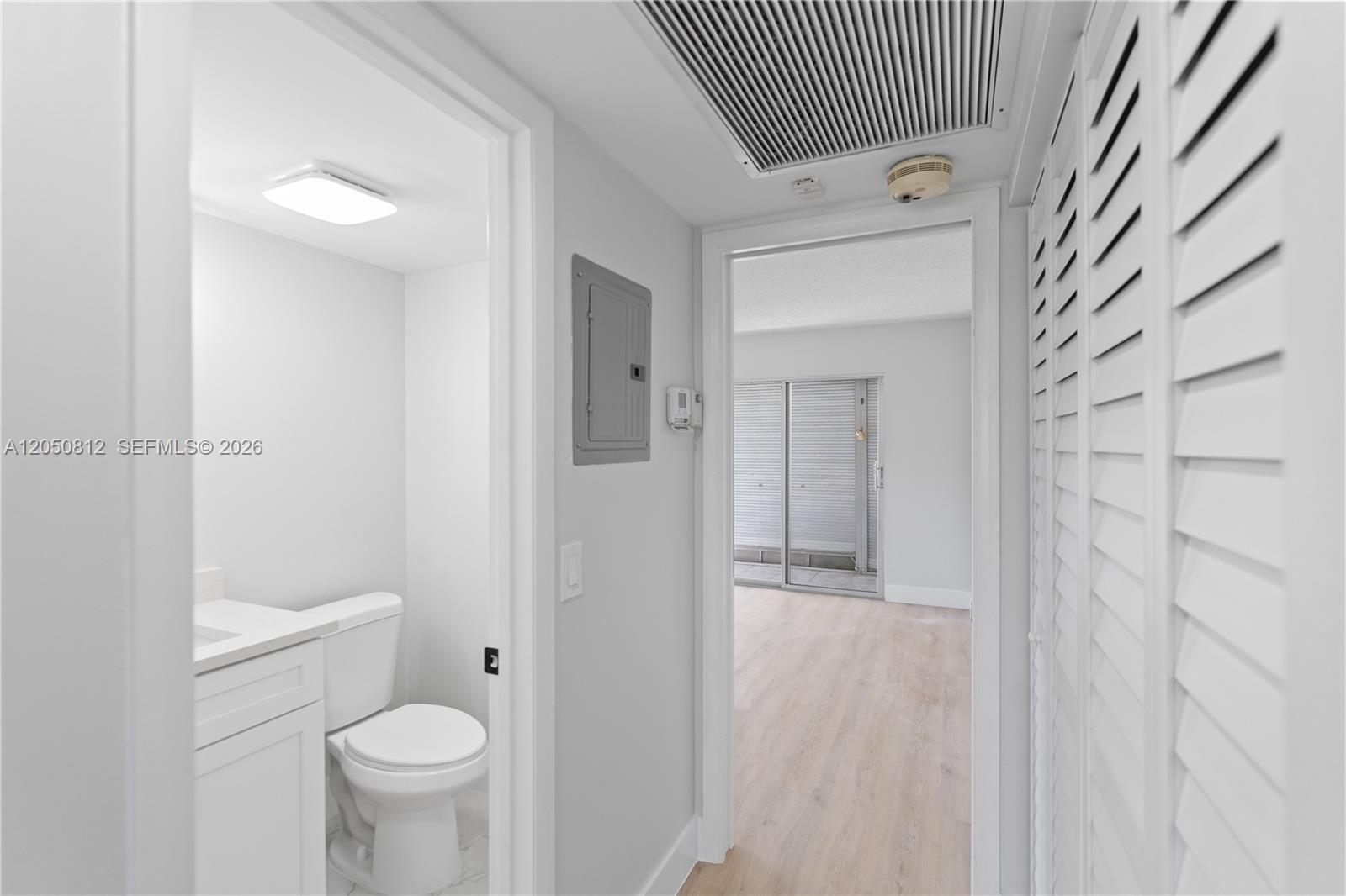 213 N Oakridge N # 213