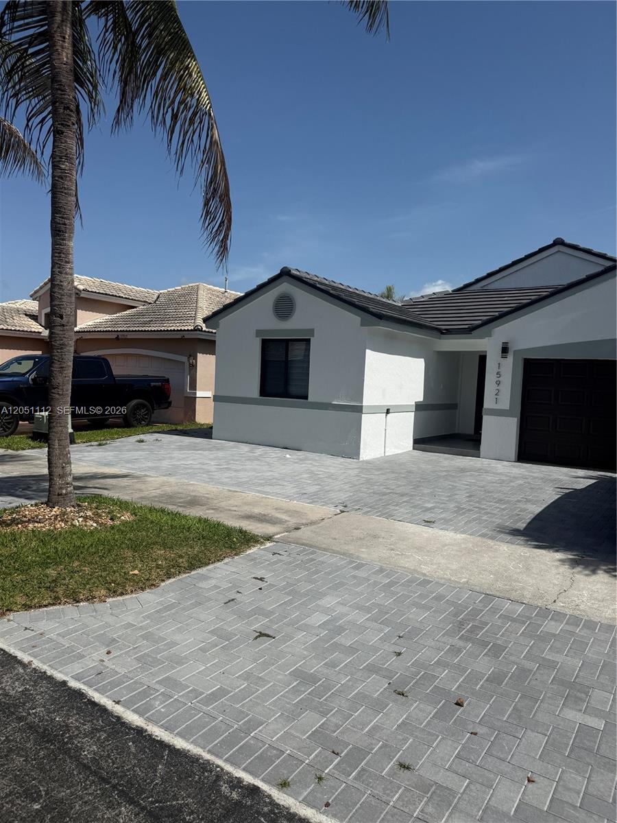 15921 SW 82 ST