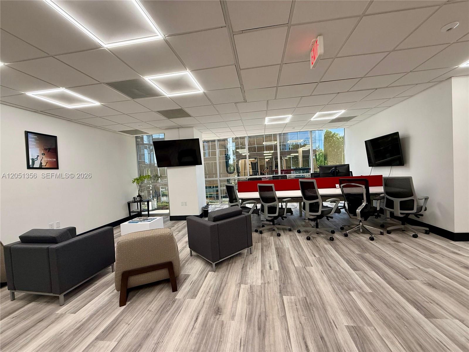 2825 N University Dr # 210
