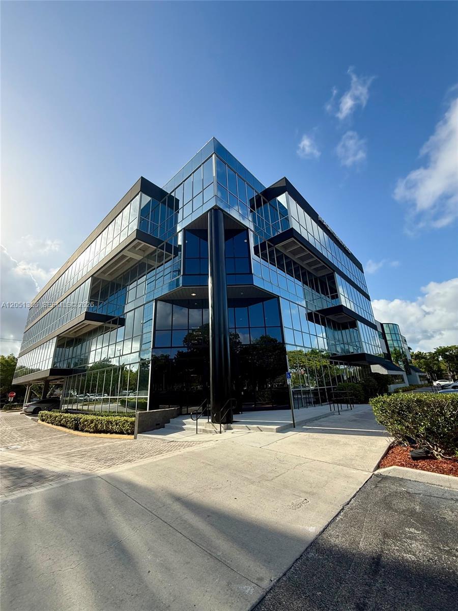2825 N University Dr # 210