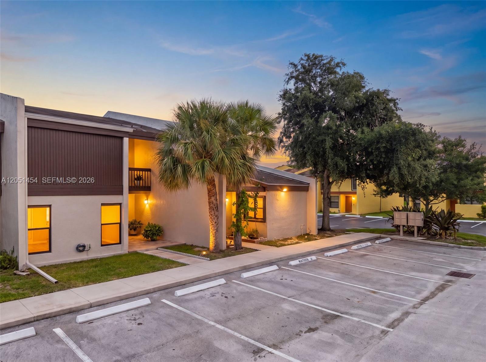 9260 NW 16th St # 9260 Unit: #9260
