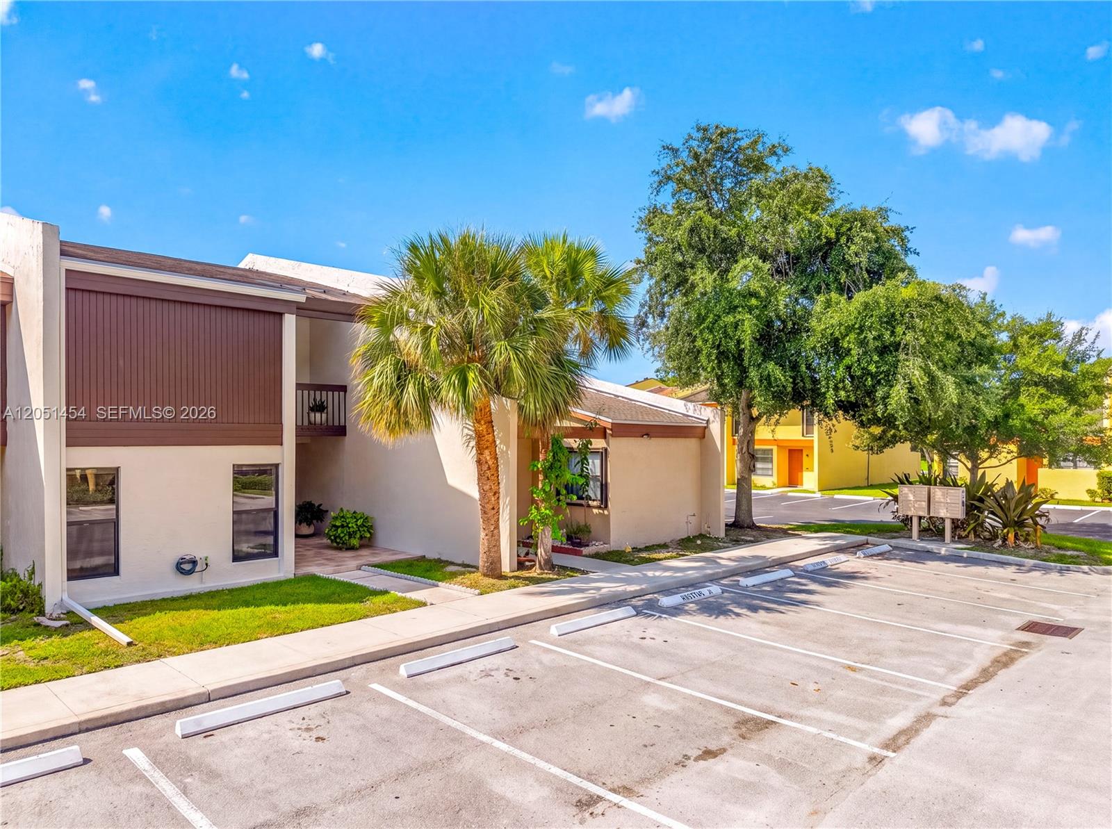 9260 NW 16th St # 9260 Unit: #9260