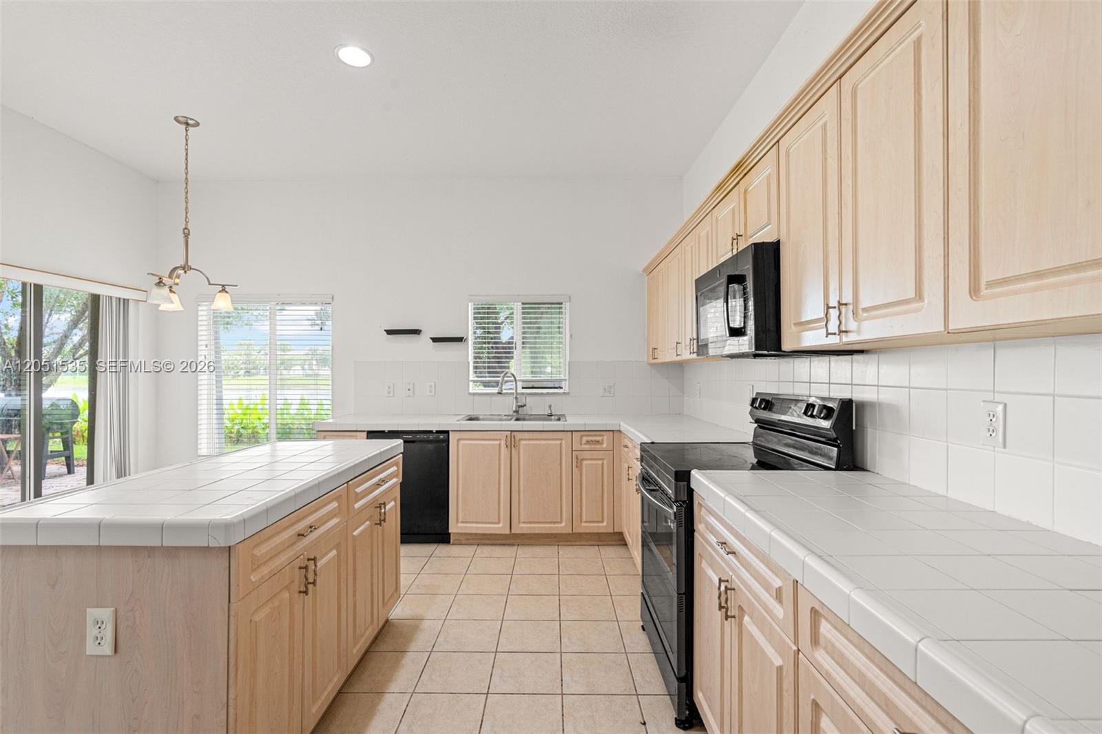 1916 SE 23rd Ave