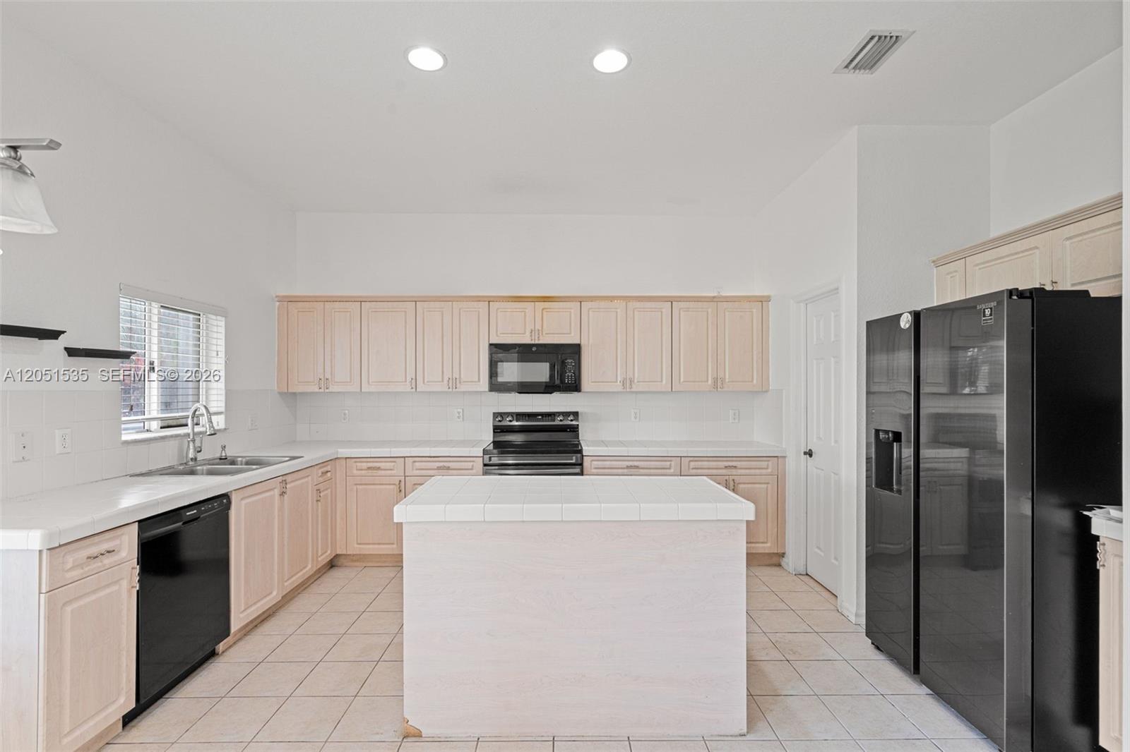 1916 SE 23rd Ave