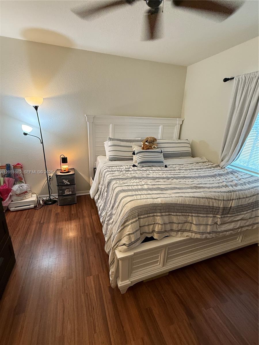 6466 Emerald Dunes Dr # 206
