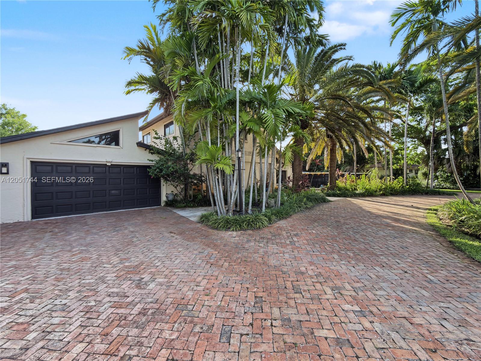 9720 E Calusa Club Dr