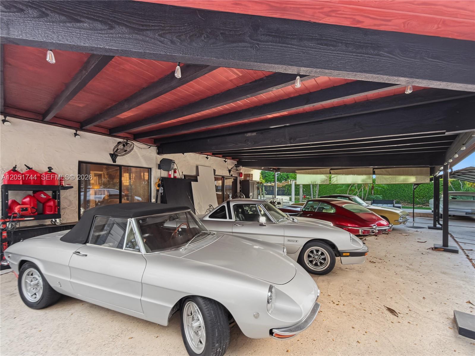 9720 E Calusa Club Dr