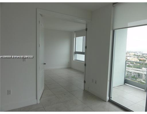 90 SW 3rd St # 2907