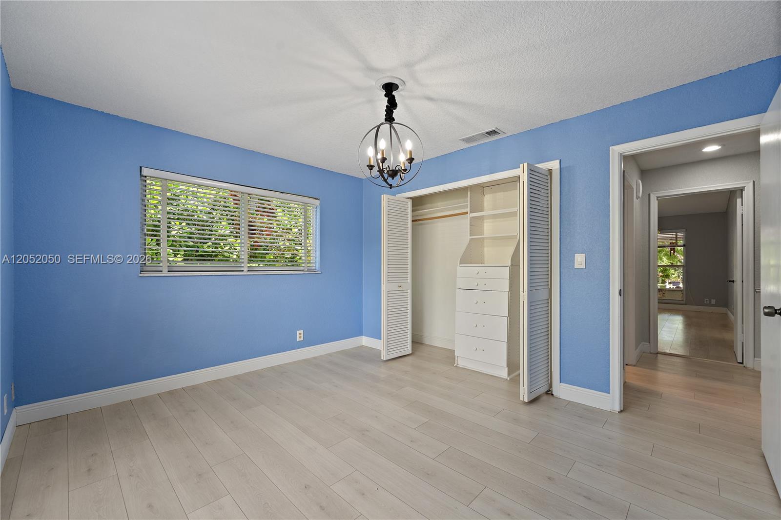 6307 Silk Oak Cir