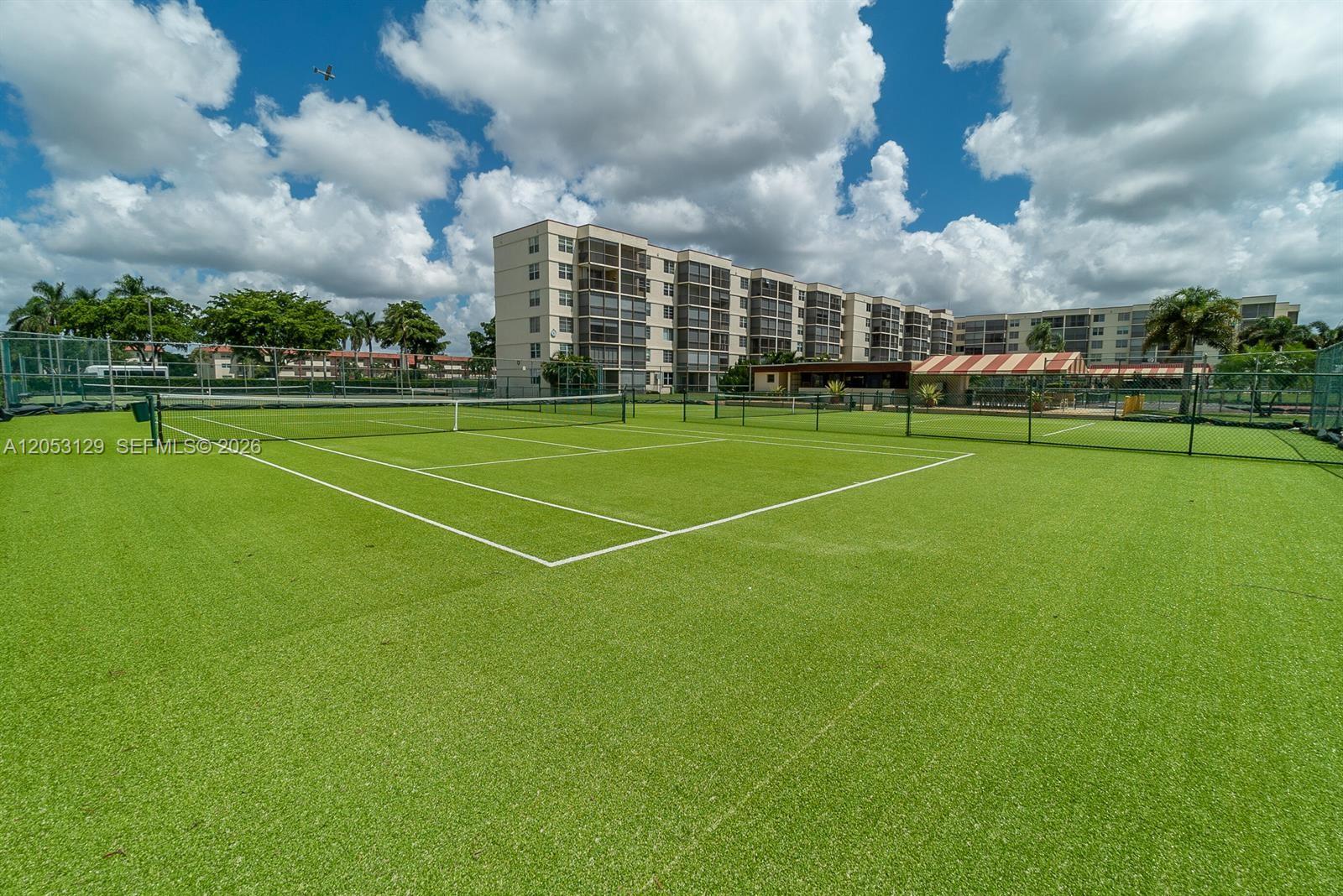 8990 S Hollybrook Blvd # 210