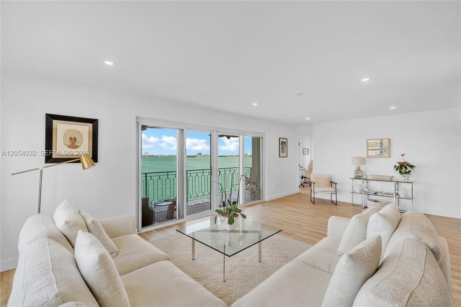 11111 Biscayne Blvd # 5A