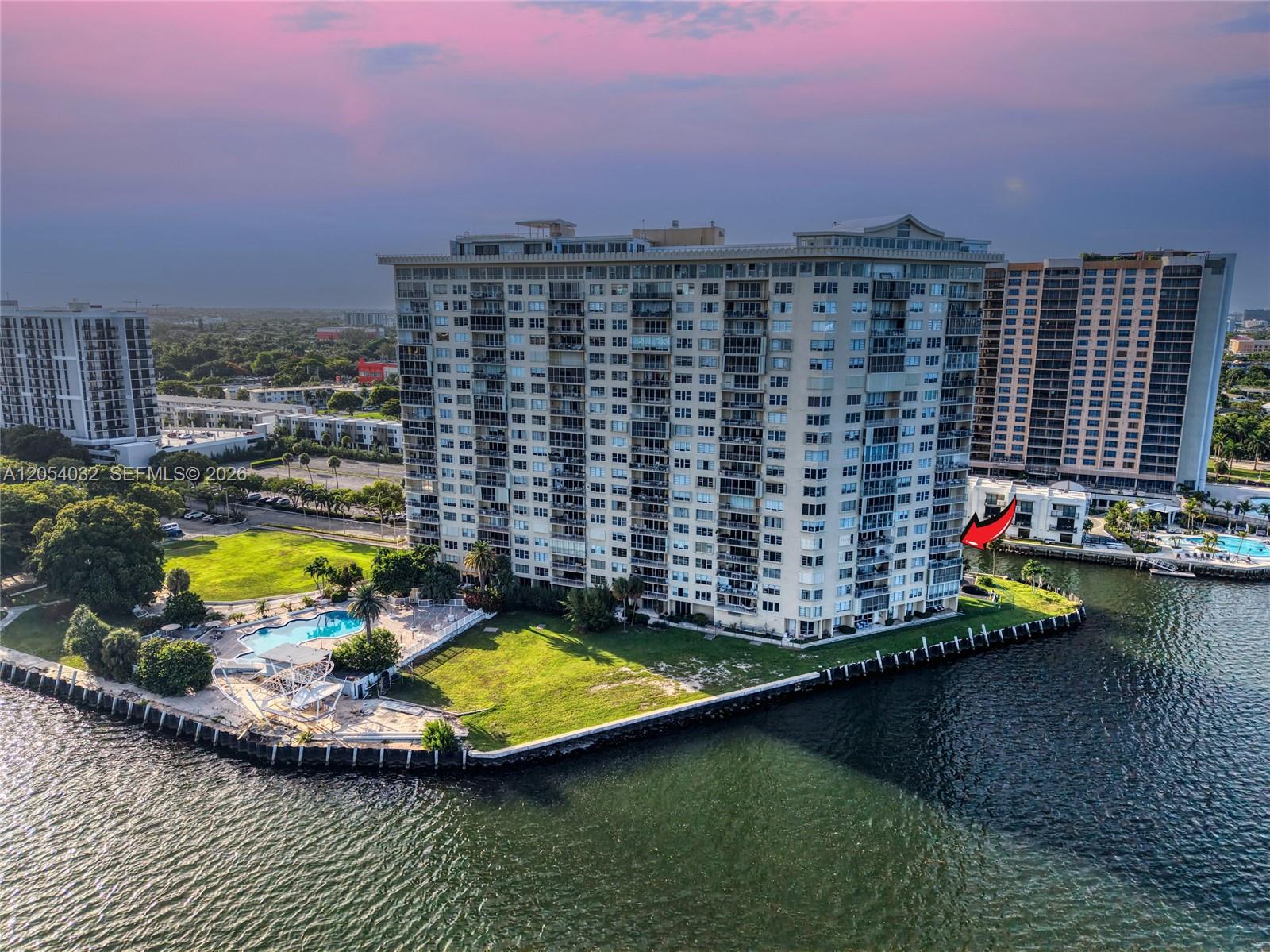 11111 Biscayne Blvd # 5A