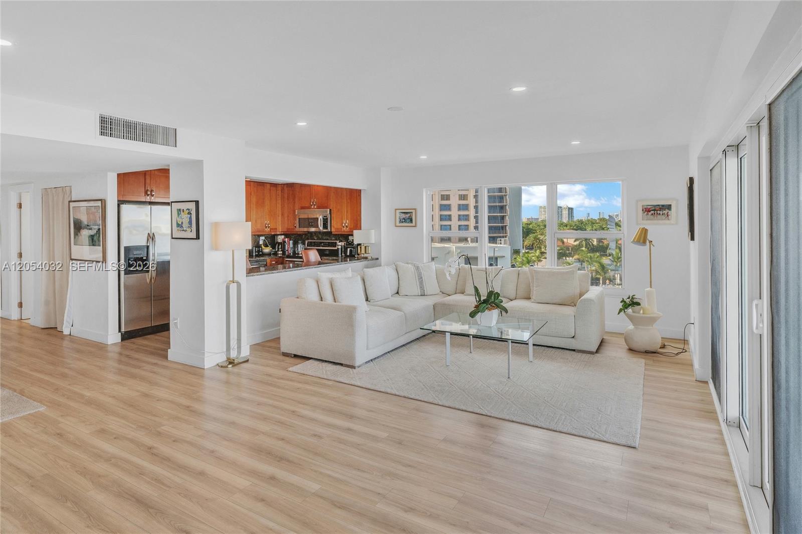 11111 Biscayne Blvd # 5A