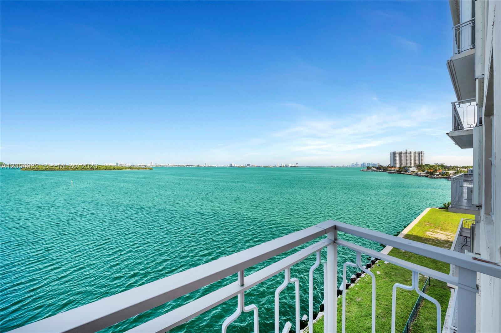 11111 Biscayne Blvd # 5A