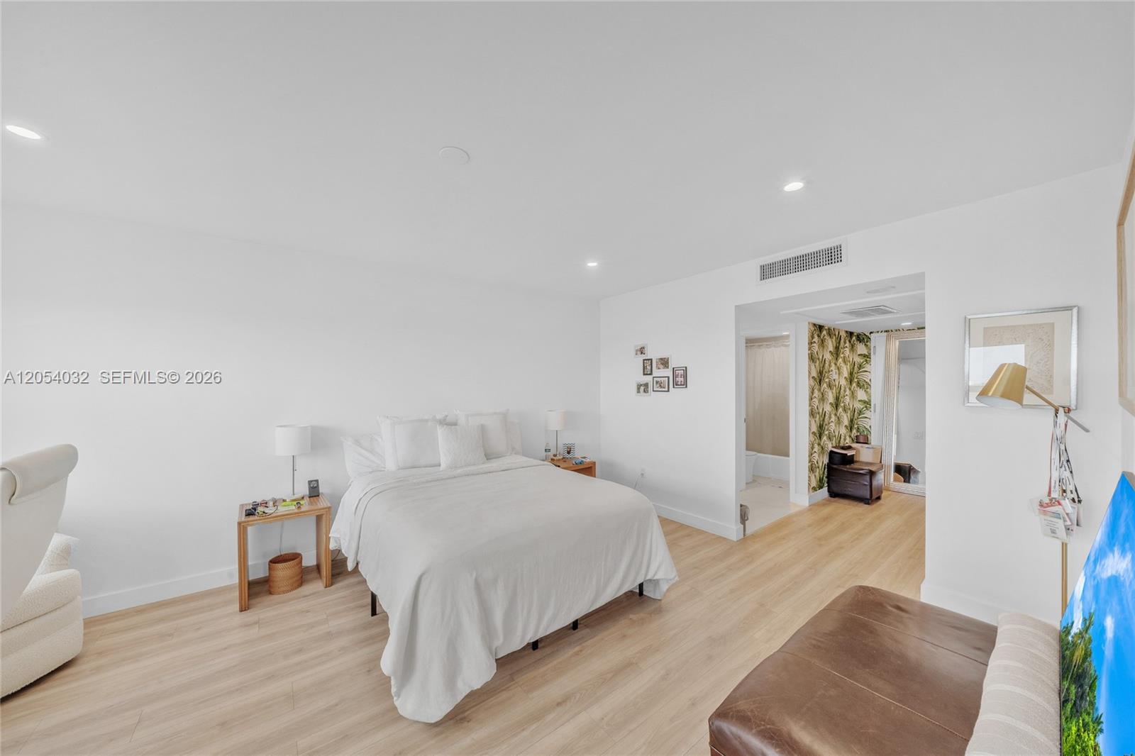 11111 Biscayne Blvd # 5A