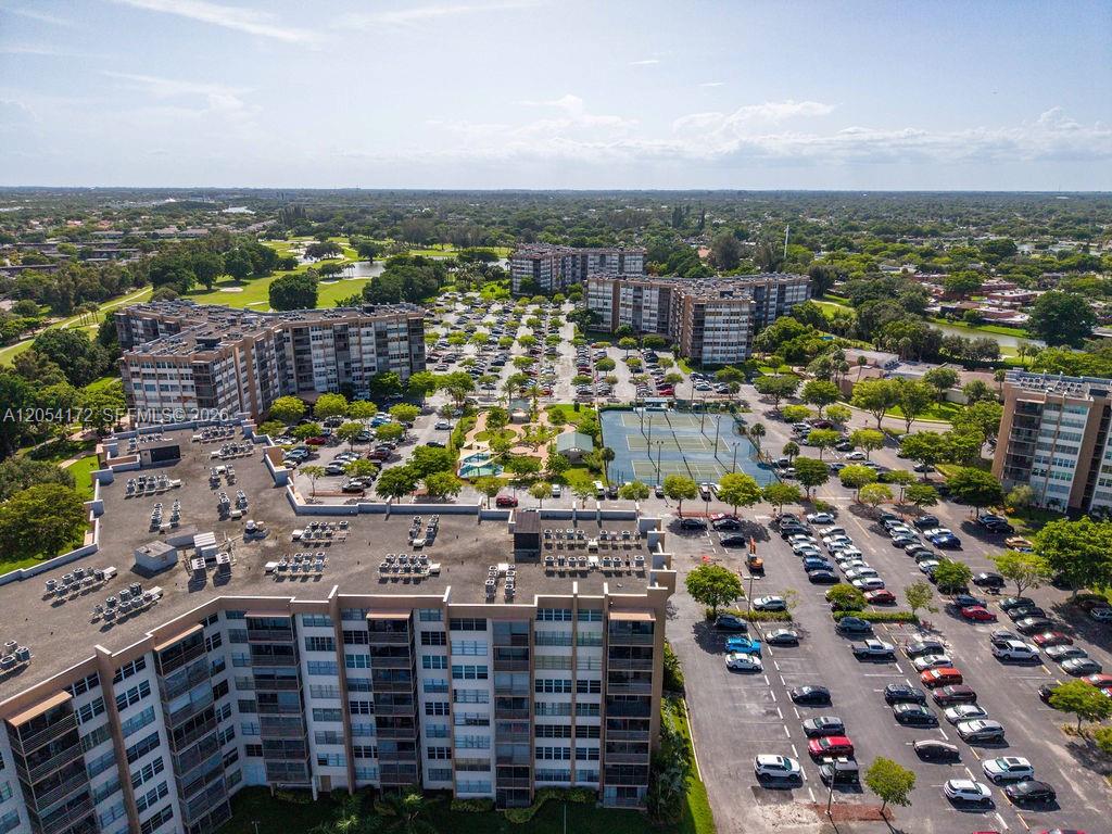 1200 Saint Charles Place # 712