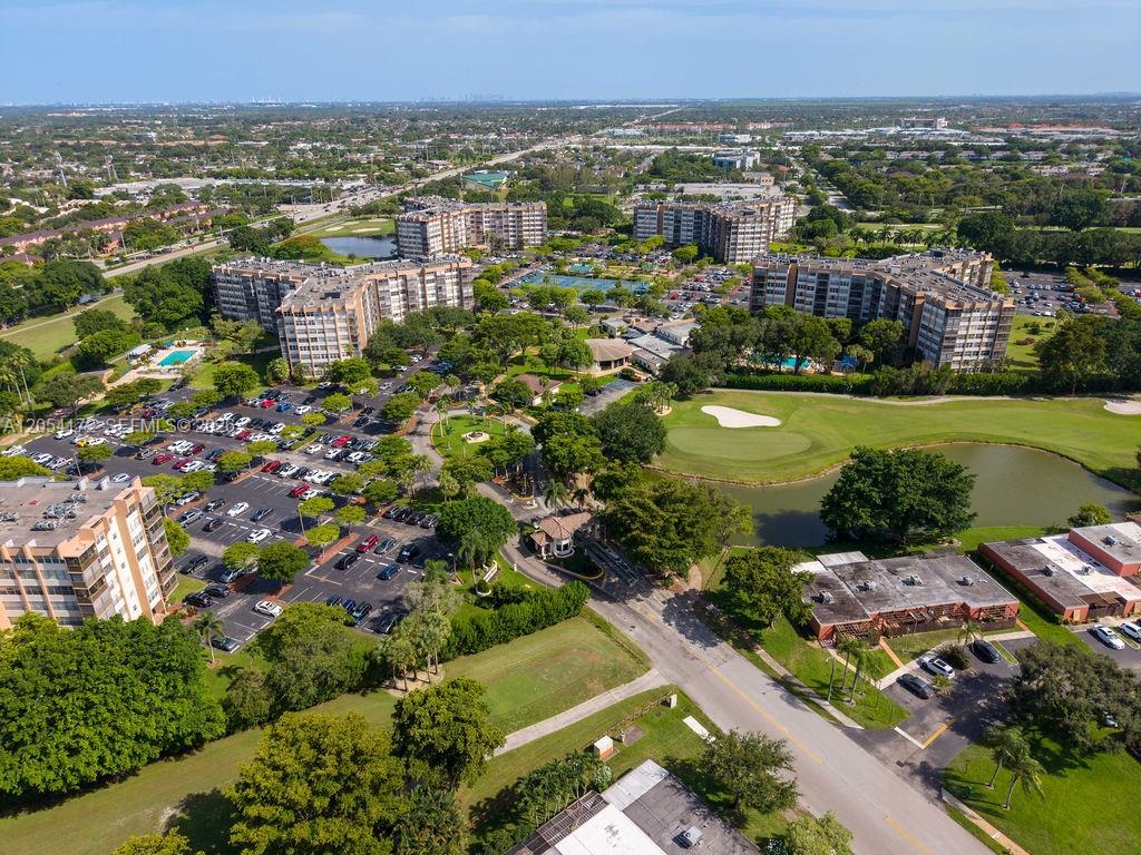 1200 Saint Charles Place # 712