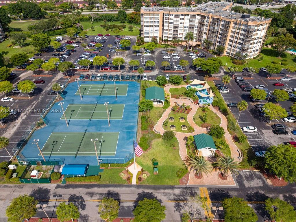 1200 Saint Charles Place # 712